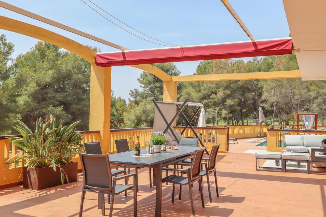 Villa Golf Sitges Vilanova i la Geltru Exterior photo