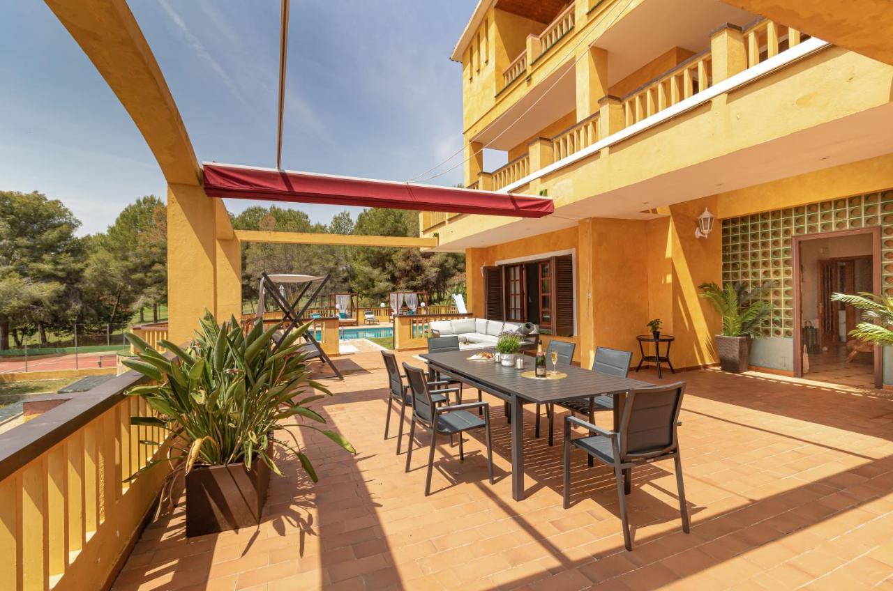 Villa Golf Sitges Vilanova i la Geltru Exterior photo